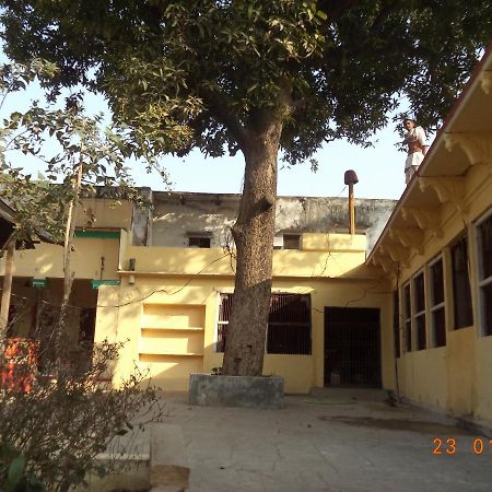 Shri Swami Sheetal Das Akhada B1-88 Assi , Near Pushkar Talab,Varanasi, Ashram Dharmshala Ξενοδοχείο Εξωτερικό φωτογραφία