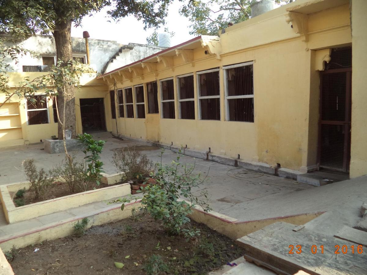Shri Swami Sheetal Das Akhada B1-88 Assi , Near Pushkar Talab,Varanasi, Ashram Dharmshala Ξενοδοχείο Εξωτερικό φωτογραφία