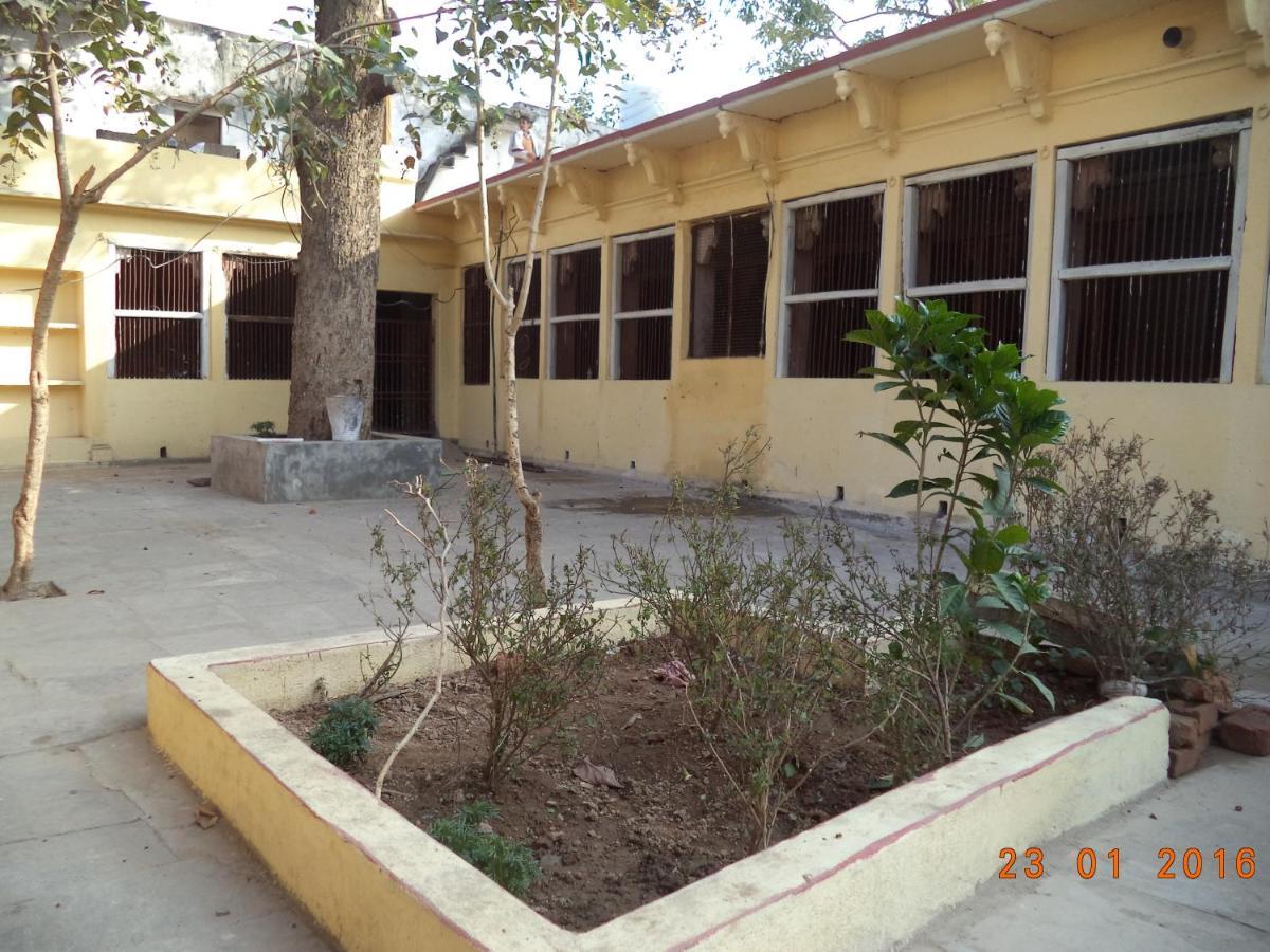 Shri Swami Sheetal Das Akhada B1-88 Assi , Near Pushkar Talab,Varanasi, Ashram Dharmshala Ξενοδοχείο Εξωτερικό φωτογραφία