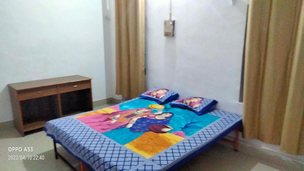 Shri Swami Sheetal Das Akhada B1-88 Assi , Near Pushkar Talab,Varanasi, Ashram Dharmshala Ξενοδοχείο Εξωτερικό φωτογραφία