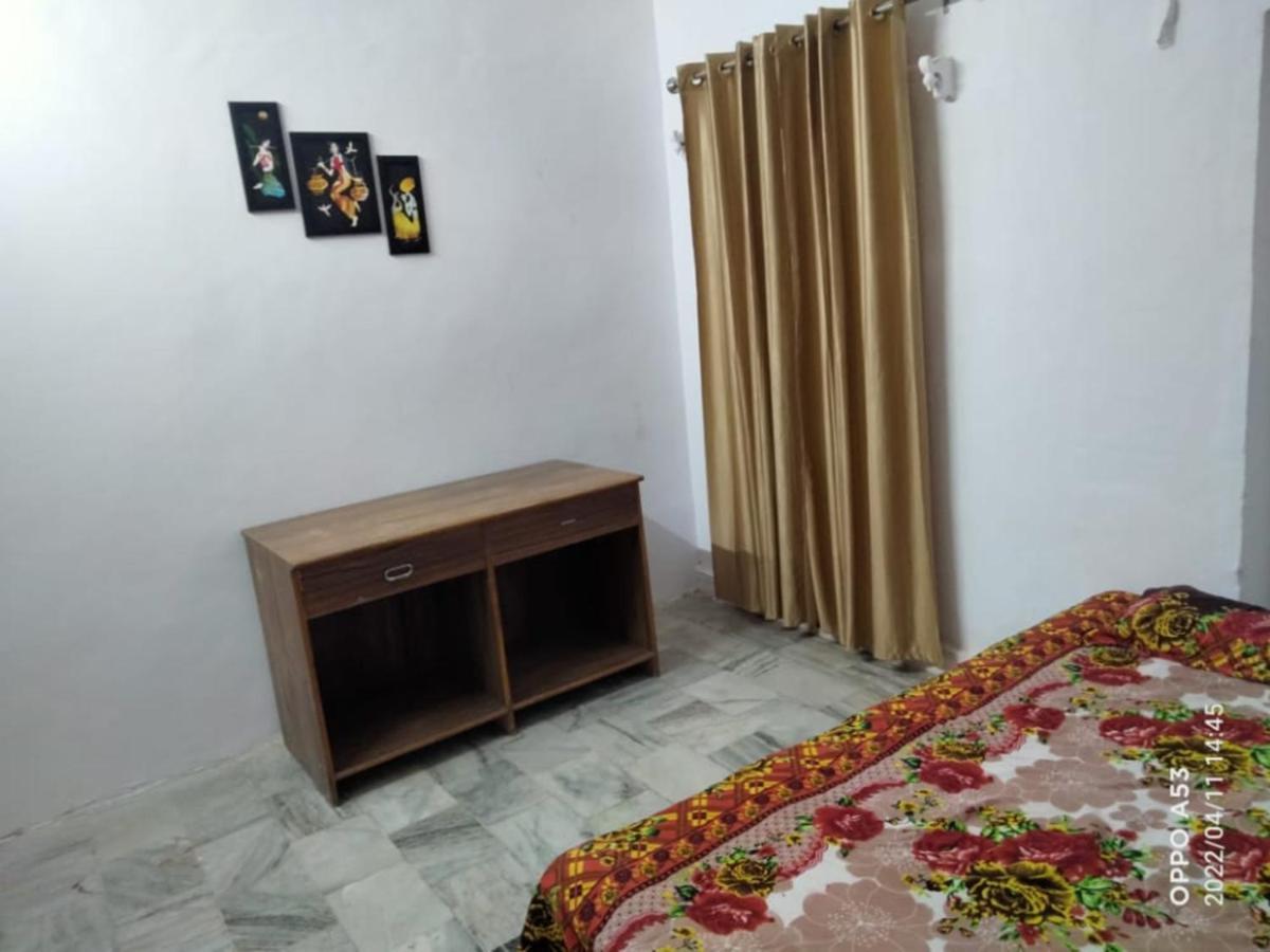 Shri Swami Sheetal Das Akhada B1-88 Assi , Near Pushkar Talab,Varanasi, Ashram Dharmshala Ξενοδοχείο Εξωτερικό φωτογραφία