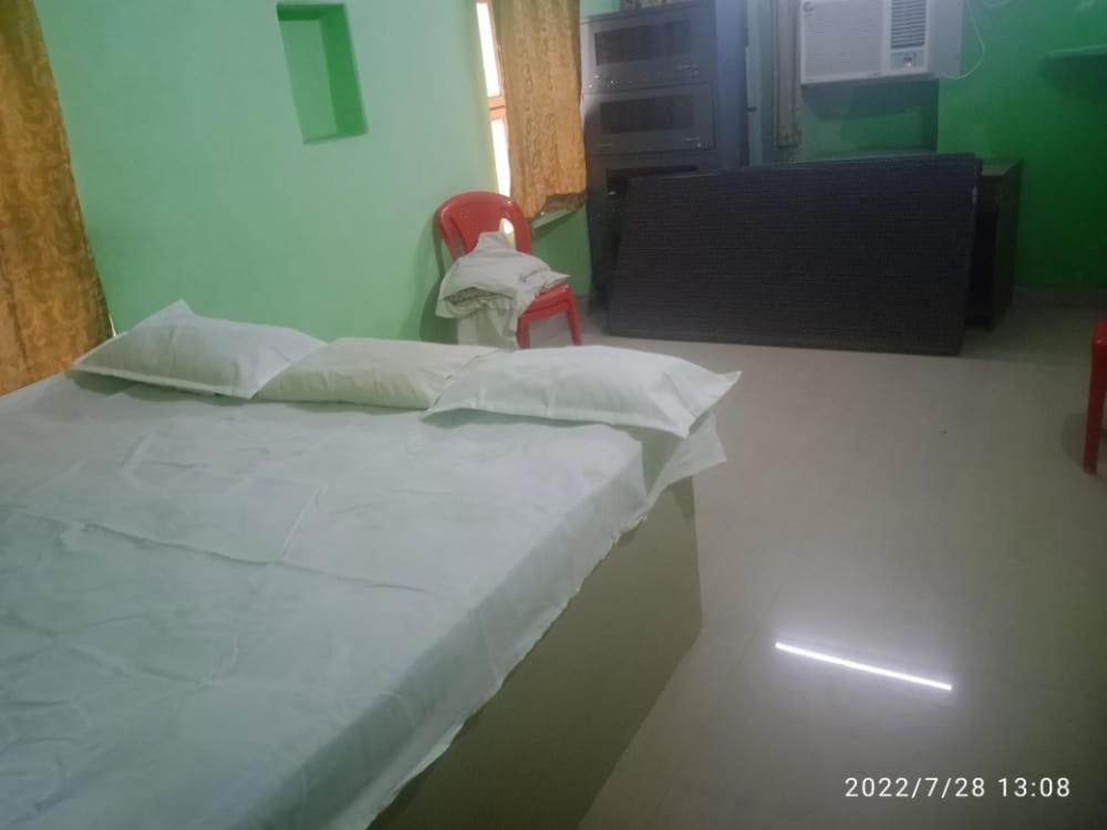 Shri Swami Sheetal Das Akhada B1-88 Assi , Near Pushkar Talab,Varanasi, Ashram Dharmshala Ξενοδοχείο Εξωτερικό φωτογραφία
