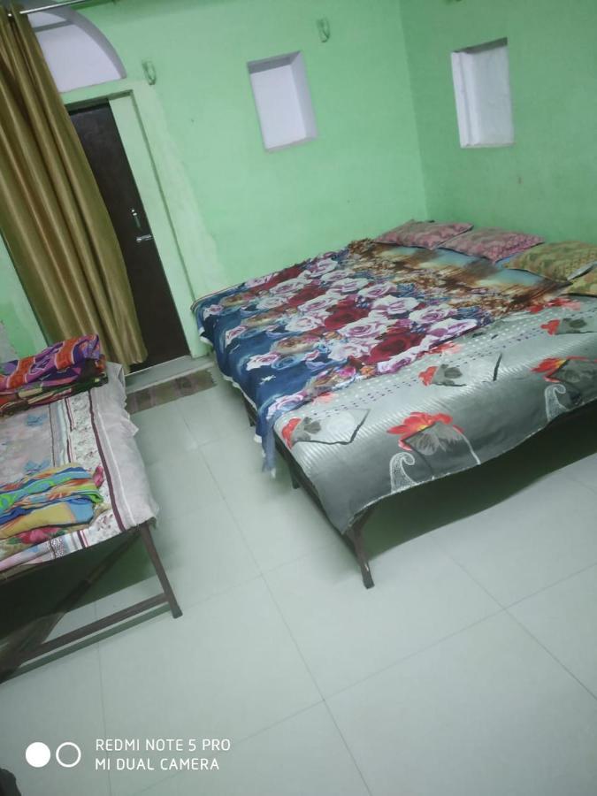 Shri Swami Sheetal Das Akhada B1-88 Assi , Near Pushkar Talab,Varanasi, Ashram Dharmshala Ξενοδοχείο Εξωτερικό φωτογραφία