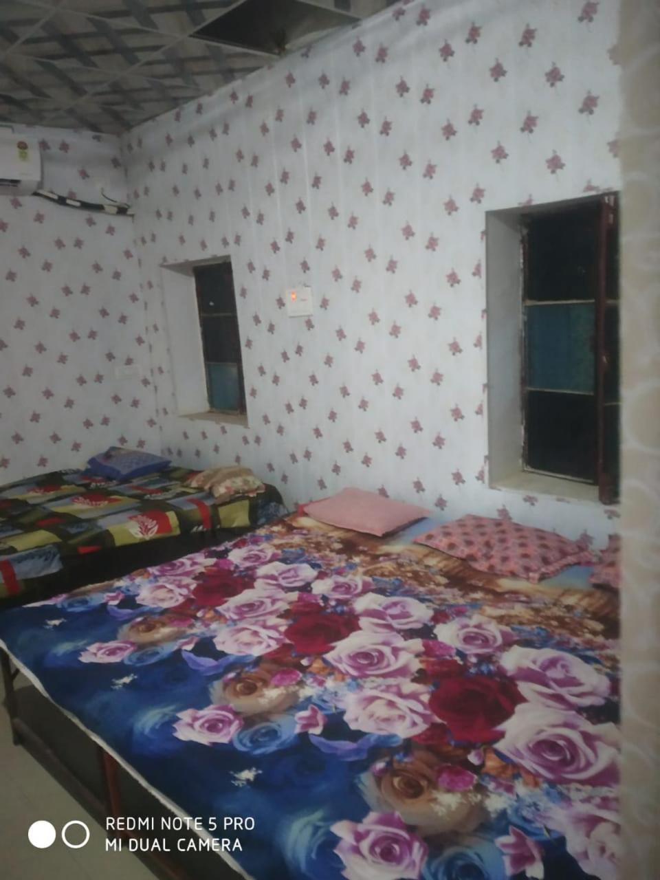 Shri Swami Sheetal Das Akhada B1-88 Assi , Near Pushkar Talab,Varanasi, Ashram Dharmshala Ξενοδοχείο Εξωτερικό φωτογραφία
